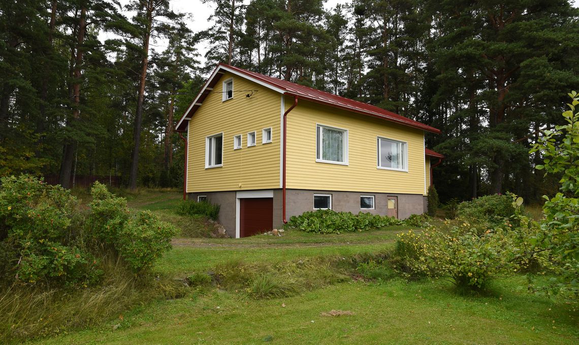 Ulkoverhous Luvia Ulkoverhousremontit 9.jpg