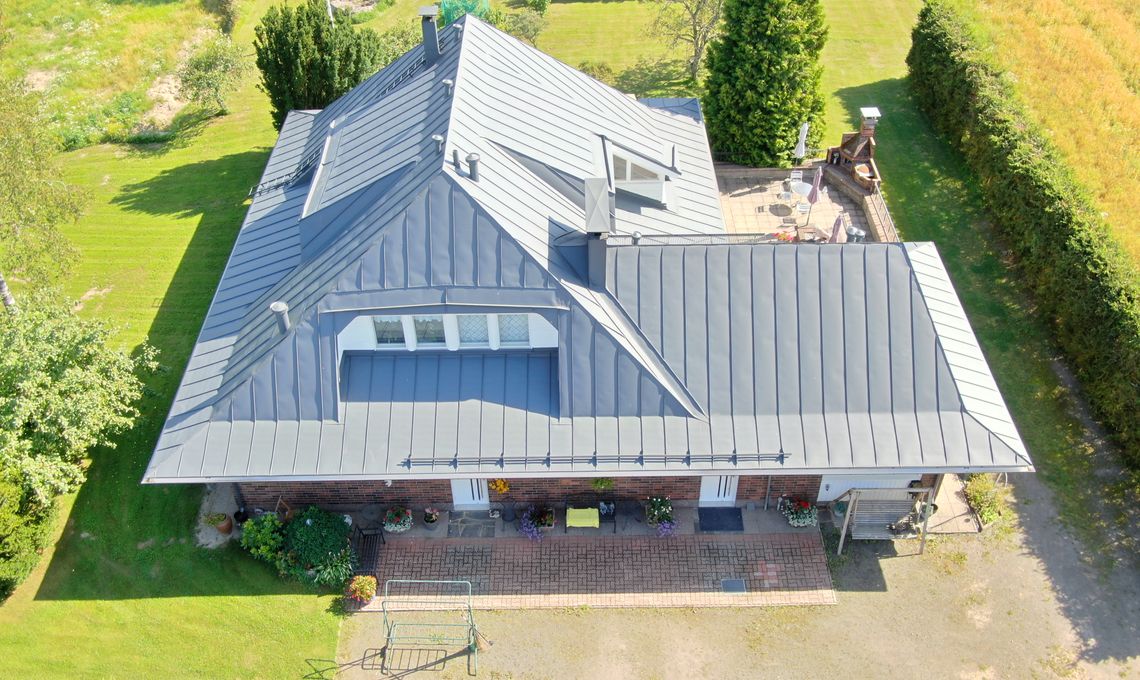 Konesaumakatto dronekuva